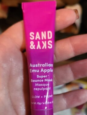 Sand & Sky Bright Magenta Emu Apple Super Bounce Mask Tube